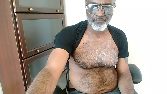 sinnernoir Adlı Modelin Canlı XXX Sohbeti