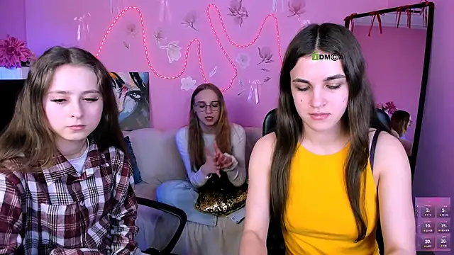 XXX chat uživo modela rebecca_smile