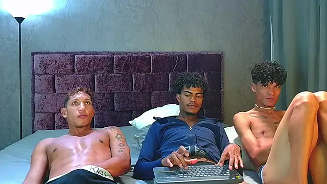 Show Webcam de The_golden_boys1