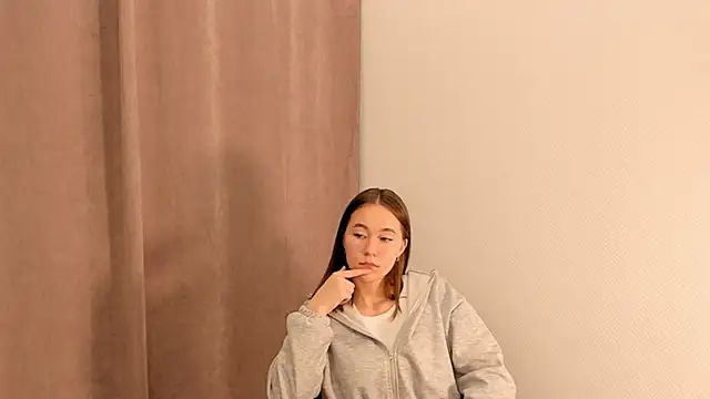 LidaMarken: онлайн-секс-чат