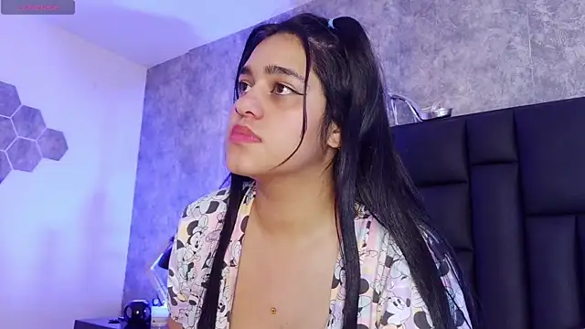 crystaldarliing Chat XXX in diretta