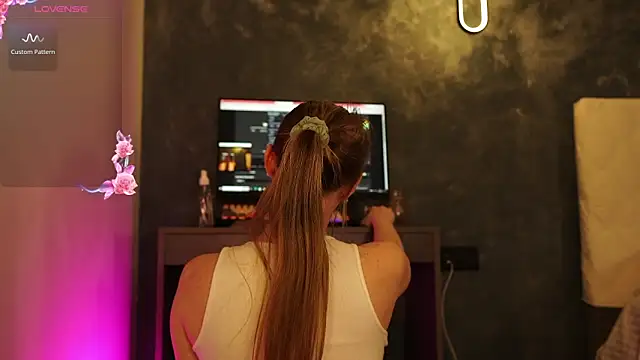 naa0mii – Naživo XXX chat