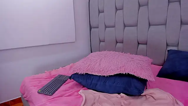 ARY_HORNEY – Naživo XXX chat