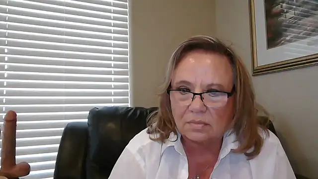 BustyAnnie's Webcam Show