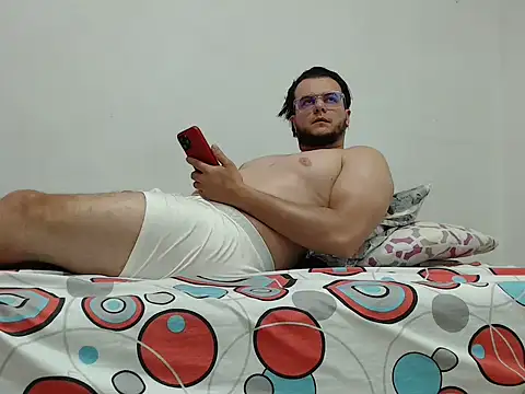 Masterboy00: διαδικτυακό σόου στην κάμερα