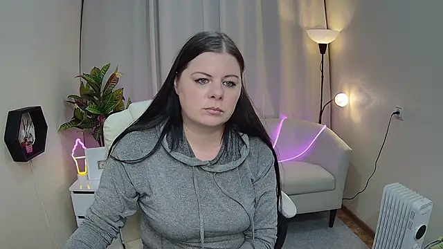 دردشة BritneyRaine الجنسية المباشرة