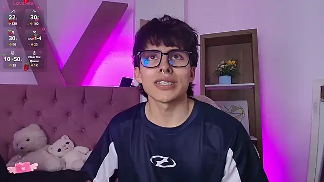 PepperTwink Chat XXX in diretta