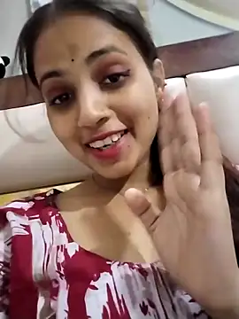 Naina11100 Live XXX-Chat