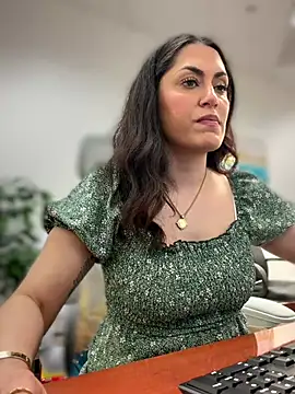 YourQueen18 라이브 XXX 채팅