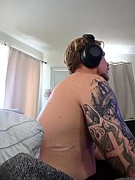 cumbedaddysbadgirl's Webcam Show