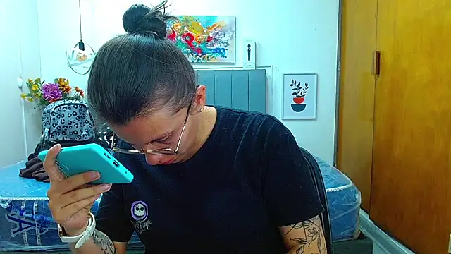 Chat XXX en directo de karlamorris_