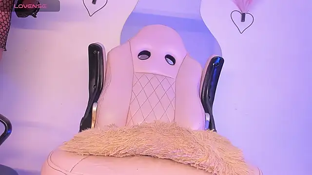 Mia_royal's Webcam Show