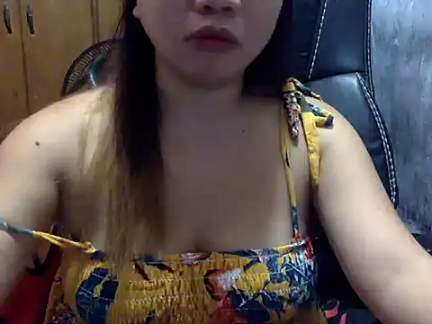 SweetAsianCumXo Pertunjukan Webcam