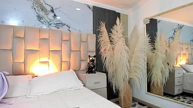 cloesummerr_'s Live XXX Chat