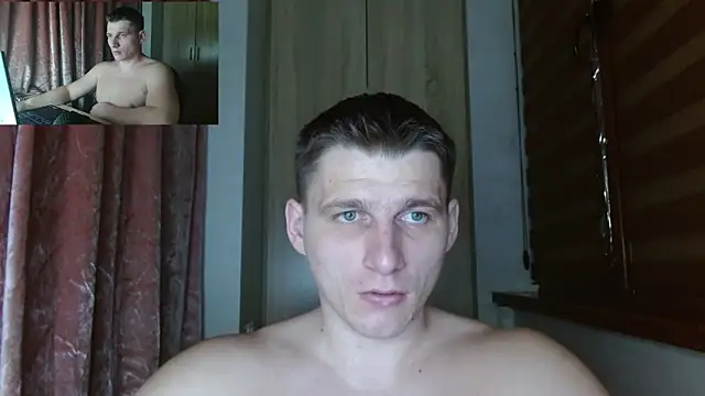 Вебкам-шоу Poliglotjoe1