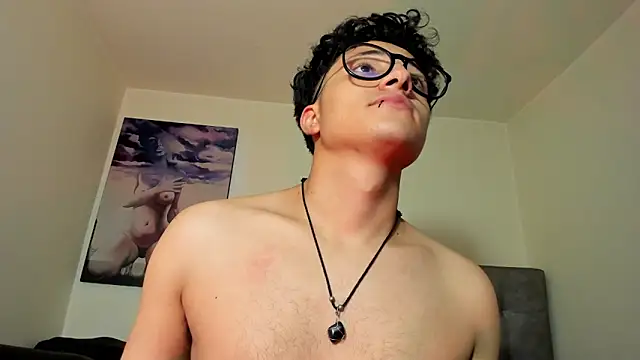 Adonibaskerville4: онлайн-секс-чат