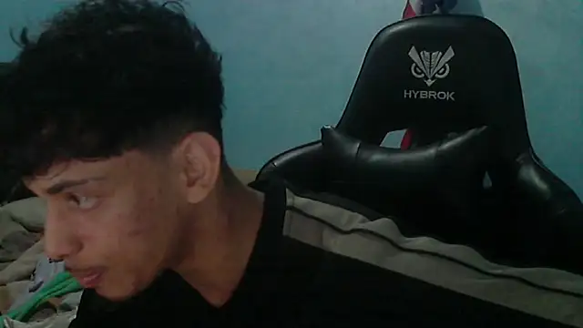 Dark_DesireX Pertunjukan Webcam