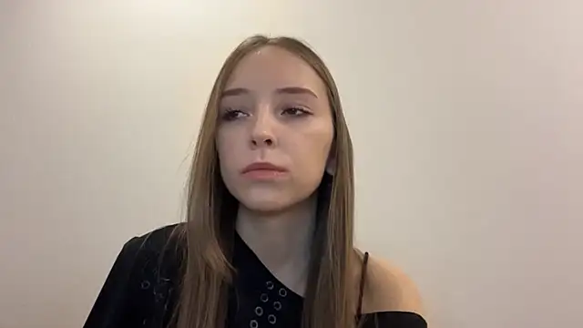 Chat +18 de TanjaBrounson ao vivo