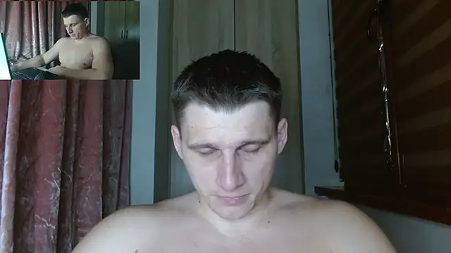 Show modela Poliglotjoe1 na web-kameri