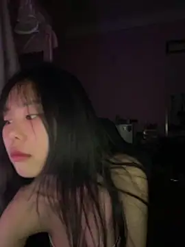 Czat XXX na żywo – Emely-lysea