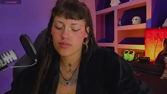 _sharlotte777: απευθείας συνομιλία ΧΧΧ