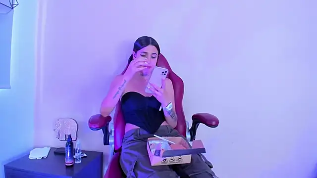 liapinket live XXX chat