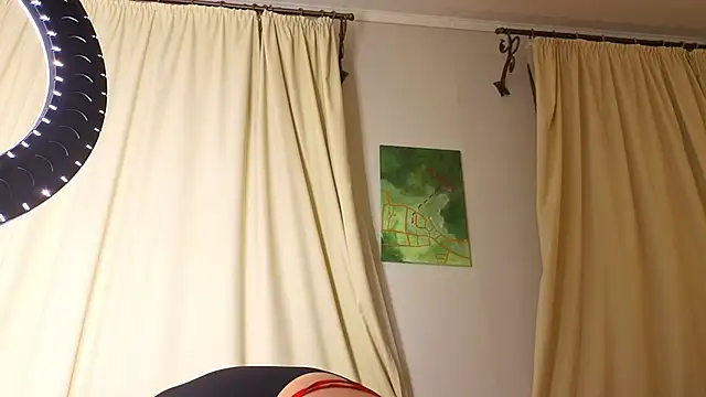 IceDanielles Chat XXX live