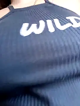 XXX chat uživo modela MariBelle1