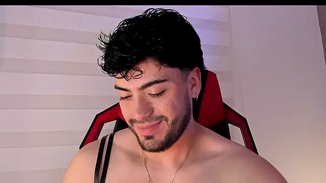 Chat XXX ao vivo de Alexander_Diazz