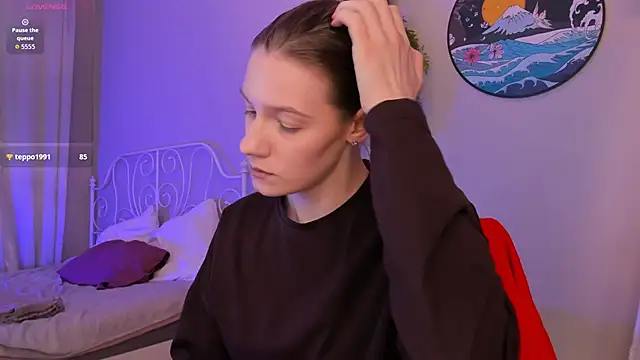 Vanessa___Lui Adlı Modelin Canlı XXX Sohbeti