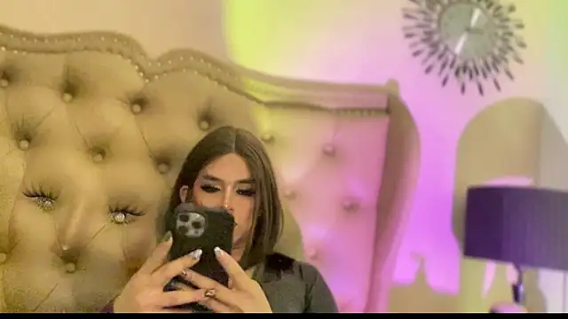 Worldclass_Maxxine_'s Live XXX Chat