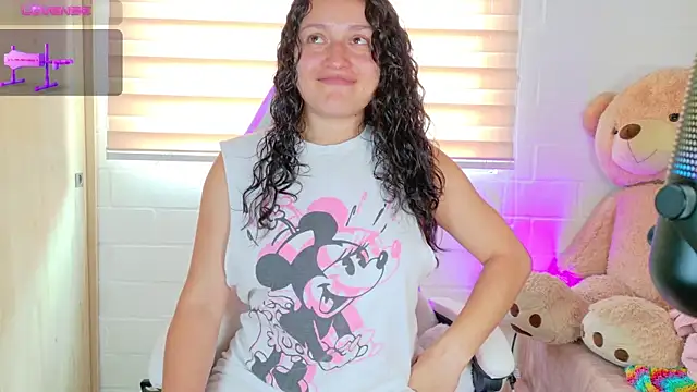 دردشة MeganDolll الجنسية المباشرة