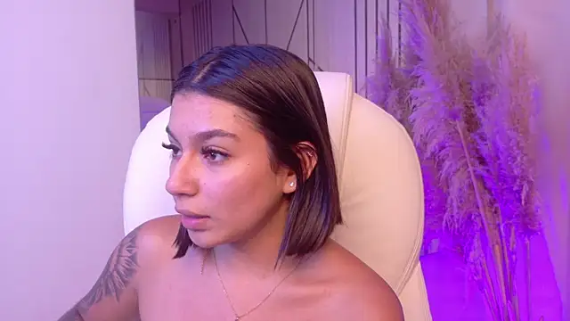 AlyssaRay – Live XXX-chat