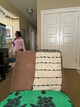 TikaMoon: онлайн-секс-чат