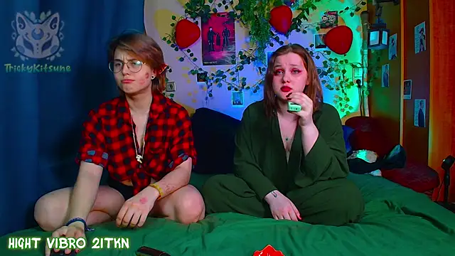 Czat XXX na żywo – TrickyKitsune