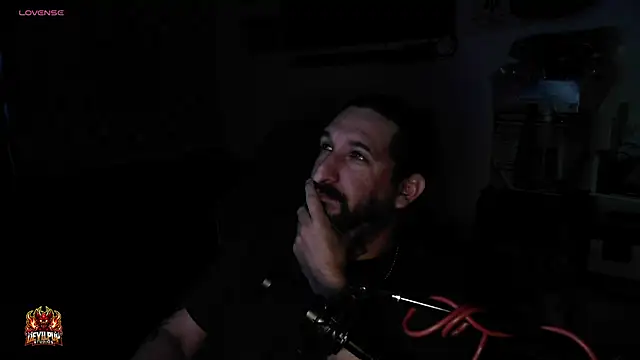 DevilPup75_'s Webcam Show