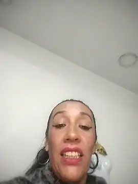 Czat XXX na żywo – Shantey_Laurent