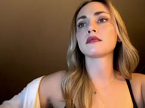 Czat XXX na żywo – ScarlettSensitive