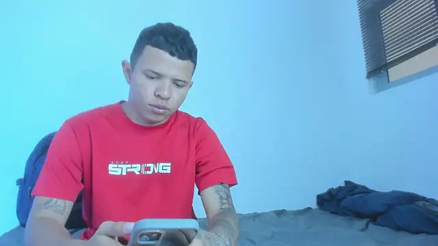 LatinsGuys2026のウェブカメラショー