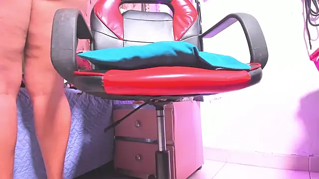 LillyCandy: απευθείας συνομιλία ΧΧΧ