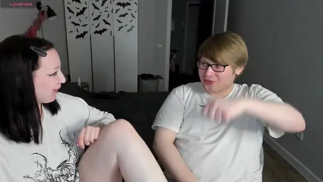 JayMollyy élő XXX-chatje