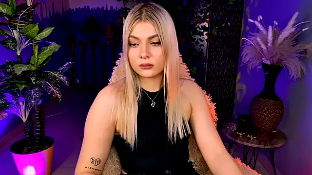 HyileyClark élő XXX-chatje