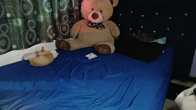 ANGELIQUE_KLANE élő XXX-chatje