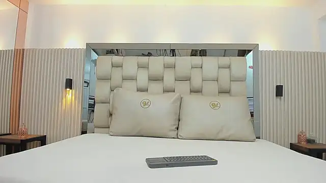 XXX chat uživo modela ikia_lopez_