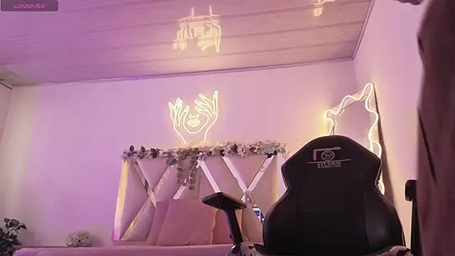 دردشة ZURY_TAY الجنسية المباشرة