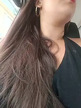 Naughty-Samanta-のライブXXXチャット