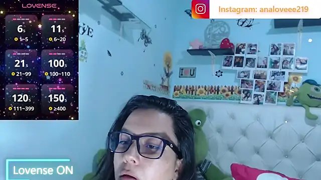 ana_studio লাইভ XXX চ্যাট