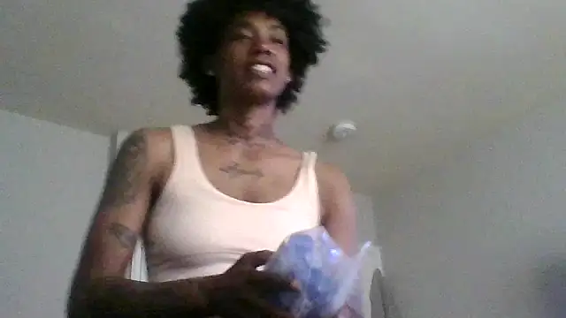 แชท XXX สดของ dezzidavill