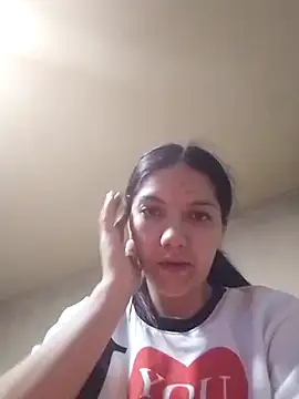 Lusandra1837lusi Chat XXX in diretta