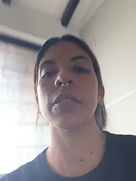 VioletaHills_ Chat XXX in diretta